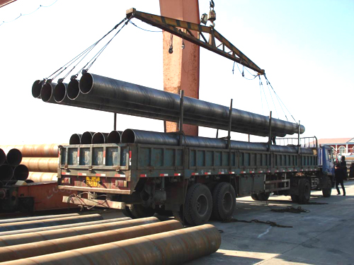 螺旋<a href=http://www.www.hzydby.cn target=_blank class=infotextkey>焊接鋼管</a>裝貨圖