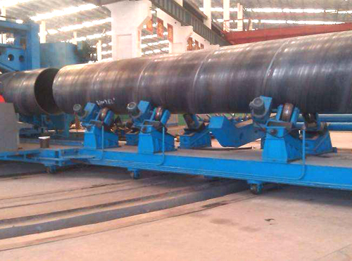 螺旋<a href=http://www.www.hzydby.cn target=_blank class=infotextkey>焊接鋼管</a>生產現場